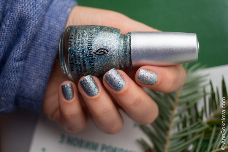 Новогодний маникюр: China Glaze Lorelei’s Tiara – блеска много не бывает
