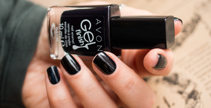 02 Avon Gel Finish Antarctic swatches